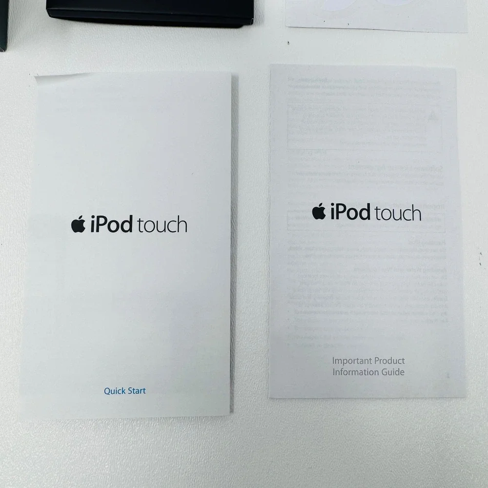 Apple iPod touch 1st Generation 8GB Black MA623LL/A Model A1213 with Box